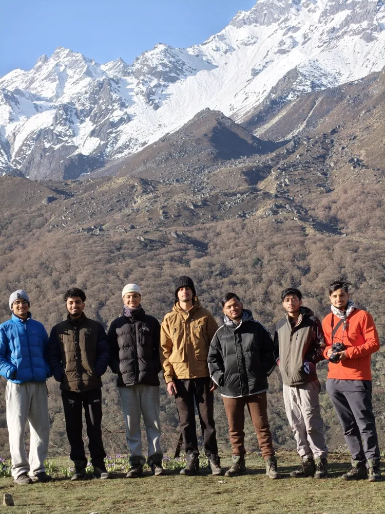 the crew at altitude - langtang